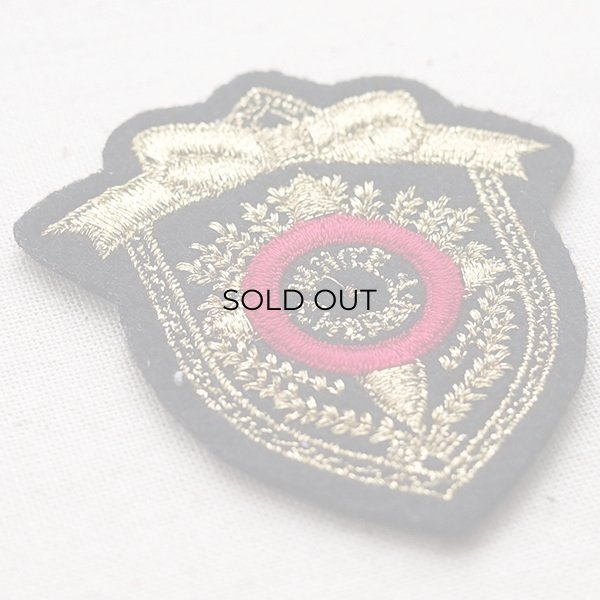 画像2: エンブレムワッペン リボン(ゴールド&レッド) (2)