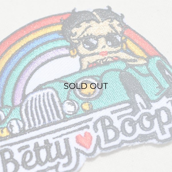 画像2: ワッペン ベティブープ Betty Boop(オープンカー/レインボー) (2)