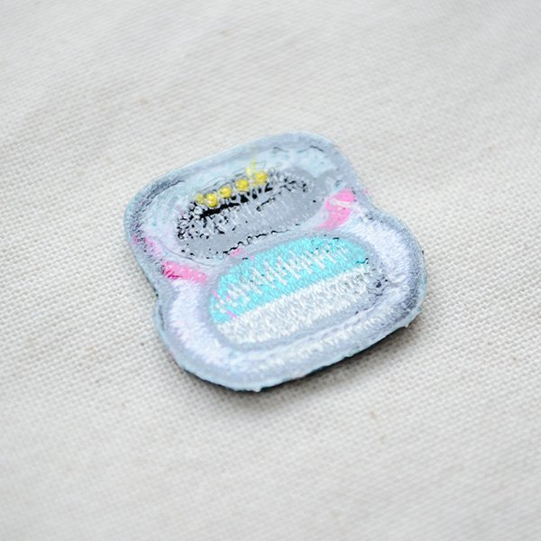 画像5: 新幹線 E5系 はやぶさ ワッペン トレインミニワッペン 3枚入り シール・アイロン両用タイプ 入園準備 入学準備 目印 アップリケ 刺繍 男の子 鉄道 グッズ パイオニア PTR614 (5)