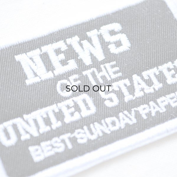 画像2: USAアドバタイジングワッペン NEWS OF THE UNITED STATES ブラック&ホワイト (2)
