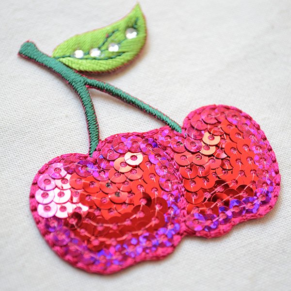 画像2: スパンコールワッペン さくらんぼ (2)