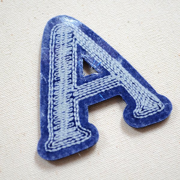 画像3: アルファベットワッペン A 刺繍 シール アイロン イニシャル 入園 入学 (3)