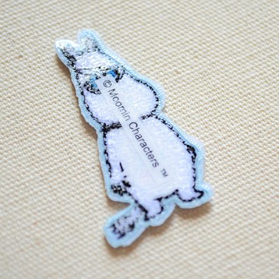 ムーミン ワッペン（立ち姿）2WAY シール・アイロン両用 刺繍