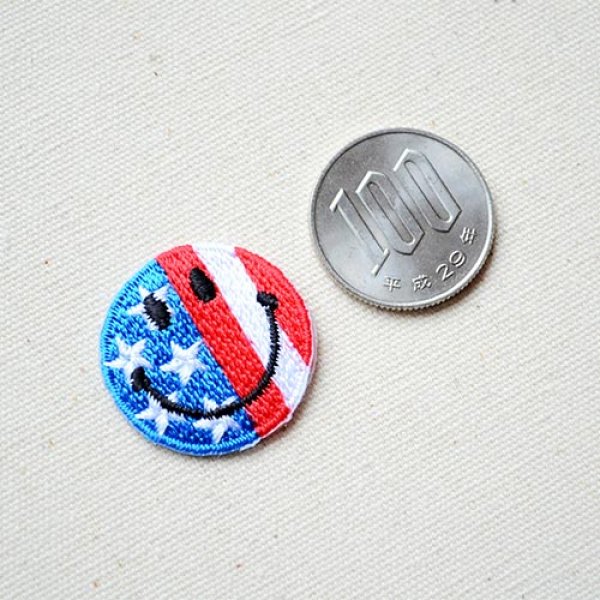 画像2: ミニワッペン スマイルマーク/スマイリーフェイス(アメリカ国旗) (2)
