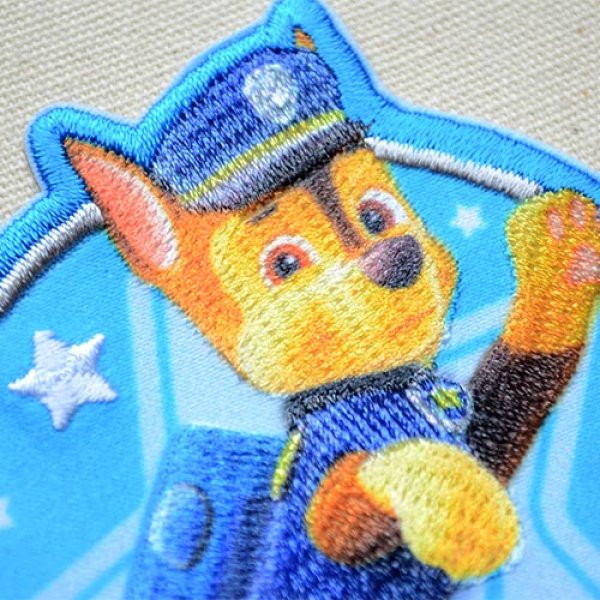 画像2: ワッペン パウパトロール チェイス アイロン シール おしゃれ 大人 T01Y2341 (2)