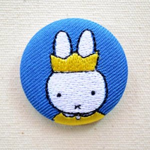 画像1: 刺繍ブローチ ミッフィー(王冠) Dick Bruna/ディック ブルーナ