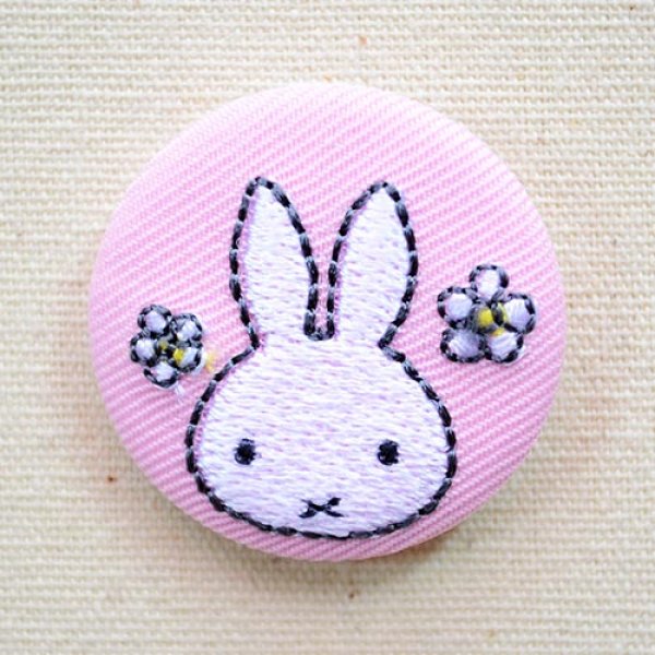 画像1: 刺繍ブローチ ミッフィー(お花) Dick Bruna/ディック ブルーナ (1)
