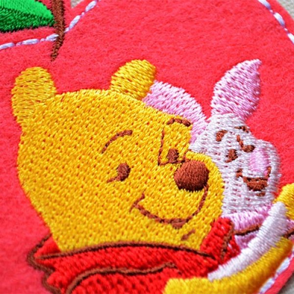 画像2: ワッペン くまのプーさん プーさん アップル (D01Y2215) (2)