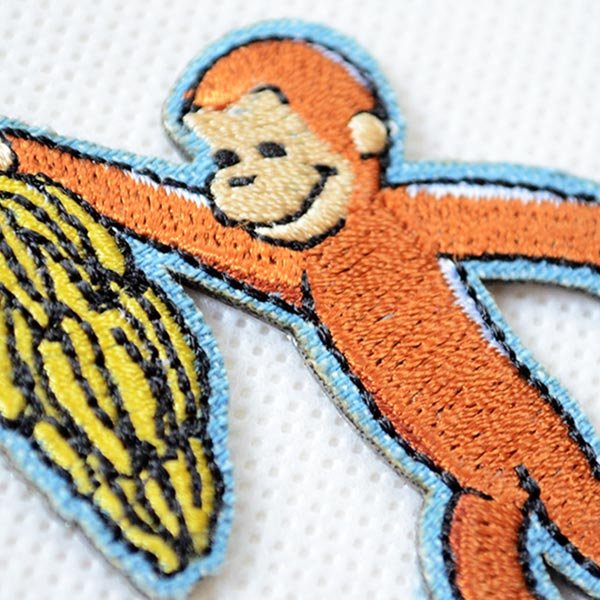 画像2: ワッペン おさるのジョージ バナナ A アイロン シール おしゃれ 大人 U01Y2581 (2)