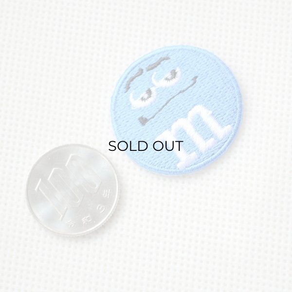 画像2: ミニワッペン M&M's エムアンドエムズ チョコレート(ブルー)(S) ラウンド (2)