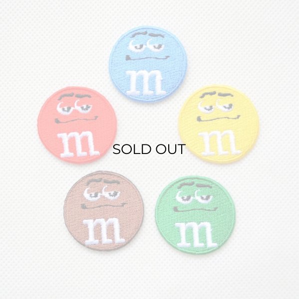 画像3: ミニワッペン M&M's エムアンドエムズ チョコレート(ブルー)(S) ラウンド (3)