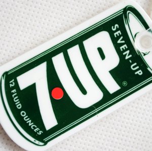 画像2: ラバーキーチェーン 7UP 缶