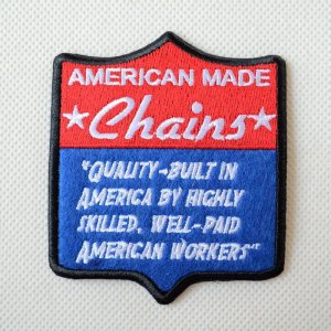 画像1: USAアドバタイジングワッペン AMERICAN MADE Chains レッド&ブルー&ブラック