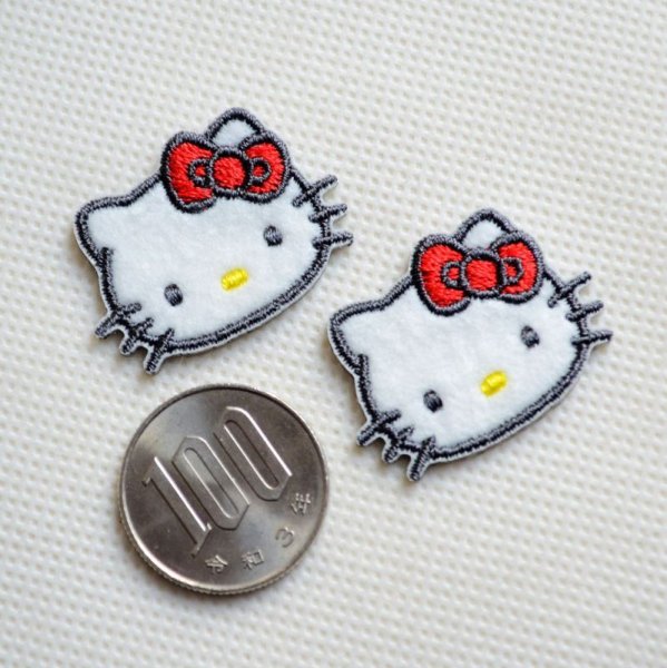 画像2: ワッペン ハローキティ HELLO KITTY サンリオ 2枚組 (2)