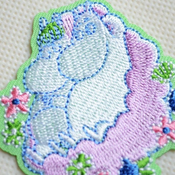 画像2: ワッペン ムーミン 雪でひと休み (2)