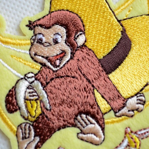 画像2: ワッペン おさるのジョージ CGTV バナナ アイロン シール おしゃれ 大人 (2)