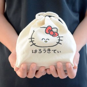 画像1: 巾着袋 はろうきてぃ おえかきさん マチ付き