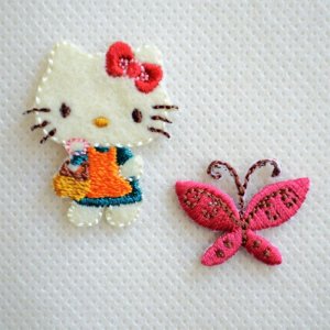 画像1: ワッペン ハローキティ 蝶 HELLO KITTY サンリオ 2枚組