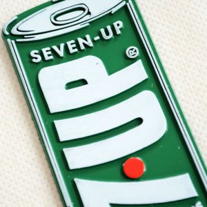 画像2: マグネット おもちゃ 磁石 セブンアップ 7UP 缶 アメリカ