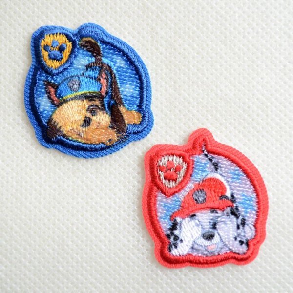 画像1: ワッペン パウパトロール チェイス ＆ マーシャル かくれんぼ ミニ アイロン シール おしゃれ 大人 (1)
