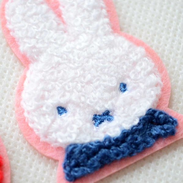 画像3: ワッペン ミッフィー ディックブルーナ りんご サガラ アイロン シール 2枚セット (3)