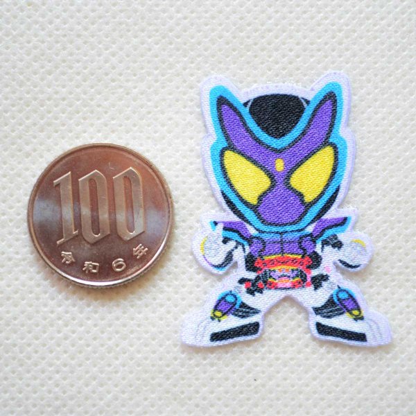 画像3: ワッペン 仮面ライダー ガヴ アイロン シール ブランド おしゃれ 大人 (3)