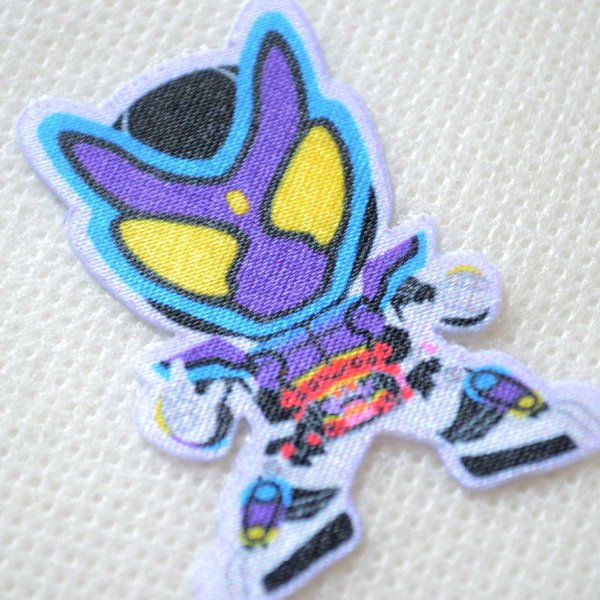 画像2: ワッペン 仮面ライダー ガヴ アイロン シール ブランド おしゃれ 大人 (2)