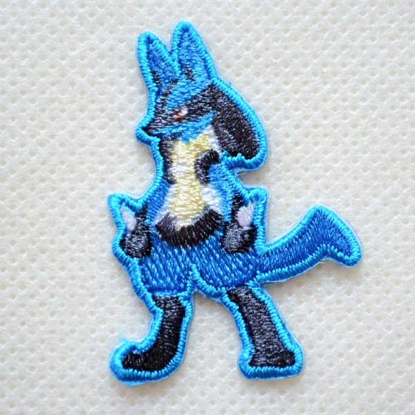 画像1: ポケモン ポケットモンスター ワッペン ルカリオ アイロン シール 刺繍 キャラクターグッズ 入園準備 入学準備 (1)