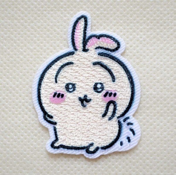 画像1: ちいかわ ワッペン うさぎ 刺繍 アイロン・シール両用タイプ｜入園・通園グッズにおすすめ♪ (1)
