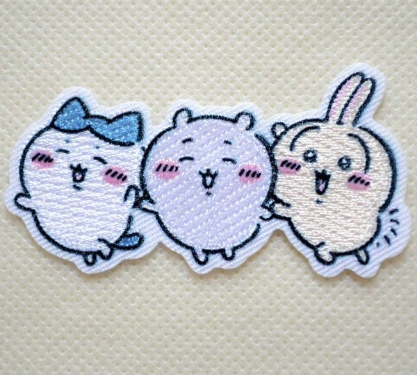 画像1: ちいかわ ハチワレ うさぎ ワッペン 刺繍 アイロン・シール両用タイプ｜入園・ 通園グッズにおすすめ♪ (1)