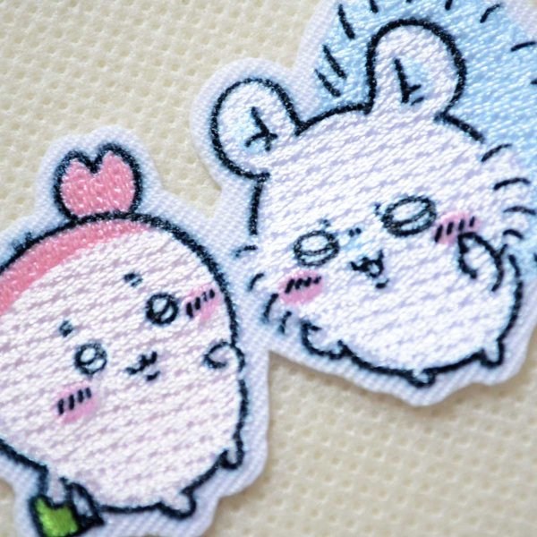 画像2: ちいかわ モモンガ 古本屋 ワッペン 刺繍 アイロン・シール両用タイプ|入園・ 通園グッズにおすすめ♪ (2)