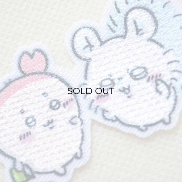 画像2: ちいかわ モモンガ 古本屋 ワッペン 刺繍 アイロン・シール両用タイプ｜入園・ 通園グッズにおすすめ♪ (2)