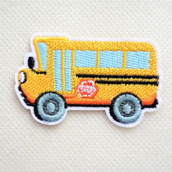画像1: スクールバス ワッペン アメリカン 刺繍 デザイン アイロン接着 (1)