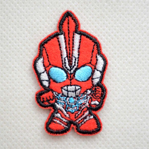 画像1: ウルトラマンオメガ ワッペン シール＆アイロン両用タイプ 刺繍ワッペン キャラクター 手芸パーツ (1)