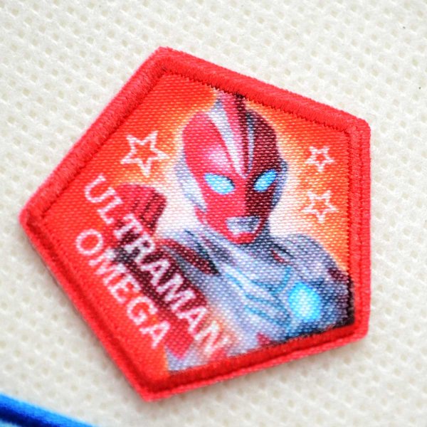 画像2: ウルトラマンオメガ レキネス ワッペン 2枚セット 刺繍 アイロン・シール両用 キャラクター グッズ (2)