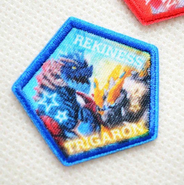 画像3: ウルトラマンオメガ レキネス ワッペン 2枚セット 刺繍 アイロン・シール両用 キャラクター グッズ (3)