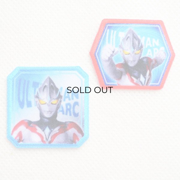 画像1: ウルトラマンアーク ワッペン シール・アイロン両用タイプ 2枚セット ウルトラヒーローシリーズ刺繍ワッペン (1)