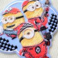 画像2: 怪盗グルーのミニオン超変身 ミニオンズ トリオ ワッペン 刺繍 シール＆アイロン 2WAY キャラクターグッズ (2)