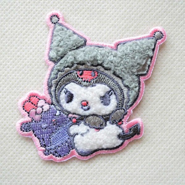 画像1: クロミ 2WAYワッペン（マイメロディ＆クロミ アニバーサリー）サガラ刺繍 シール・アイロン両用 サンリオ グッズ (1)