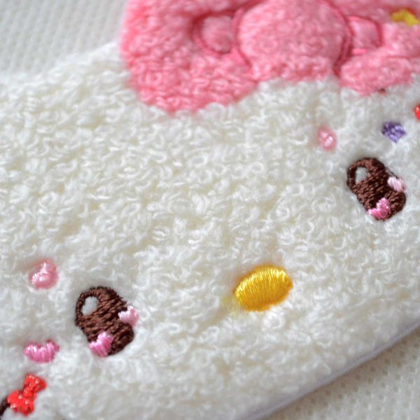 画像2: ハローキティ 50周年記念 2WAYワッペン シール・アイロン両用タイプ アップリケ サンリオ キャラクター グッズ (2)