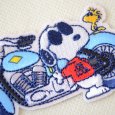 画像2: スヌーピー ワッペン 刺繍 2WAY（シール・アイロン両用） ピーナッツ バイク オートバイ ウッドストック キャラクター アップリケ グッズ (2)
