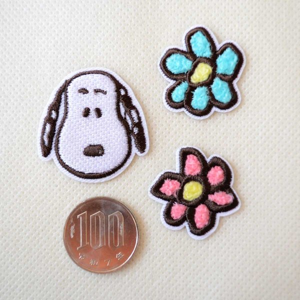 画像6: スヌーピー ワッペン お花 刺繍 シール・アイロン両用 2WAYワッペン（PEANUTS）3個入り フラワー キャラクター アップリケ 女の子 入園 入学 (6)