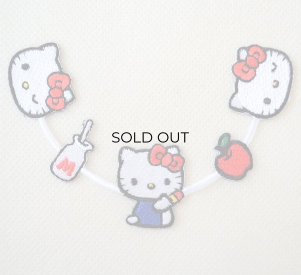 画像1: ハローキティ ラインワッペン サンリオ キャラクター アップリケ 襟 デコ 縁取り シール アイロン 両用 2WAY 入園 入学 女の子 グッズ キティちゃん (1)