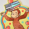 画像2: おさるのジョージ ワッペン 本とりんご 2WAY (シール・アイロン接着) 入園入学準備 ワンポイント刺繍 (2)
