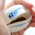 画像4: USPS EXPRESS MAIL ラバーコインケース ホワイト 小銭入れ キーホルダー アメリカン雑貨 (4)