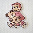 画像1: おさるのジョージ 2WAYワッペン（くまを抱っこ/ティミー）シール・アイロン両用 キャラクター アップリケ 入園 入学 グッズ (1)