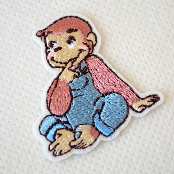 画像4: おさるのジョージ 2WAYワッペン（オーバーオール/座り）シール・アイロン両用 キャラクター アップリケ 入園 入学 グッズ (4)