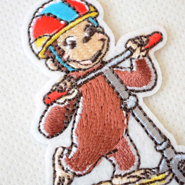 画像3: おさるのジョージ 刺繍ワッペン キックスケーター 2WAY シール アイロン両用 キャラクター (3)