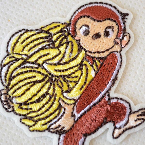 画像3: おさるのジョージ ワッペン シール アイロン 両用 2WAY アップリケ キャラクター バナナ グッズ 入園 入学 男の子 女の子 (3)