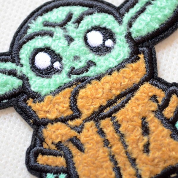 画像5: スターウォーズ マンダロリアン グローグー ワッペン 2WAY シール アイロン 両用 刺繍 キャラクター アップリケ ディズニー (5)